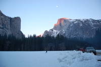 Highlight for Album: Joy and Kyle go snow-shoeing in Yosemite, January 2008.